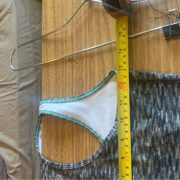 Lululemon Tank Top - Picture 4 of 7